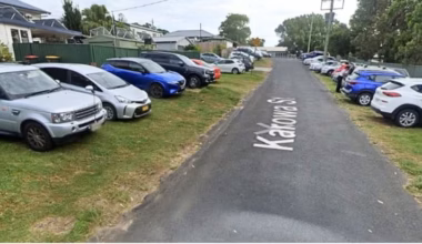 Photograph exposes huge parking problem near NSW school