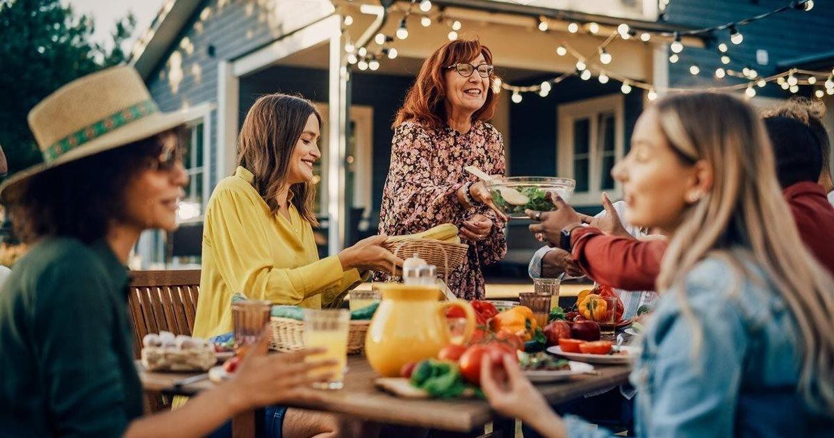 5 ways to enjoy your favorite foods this fall without the heartburn | Senior Living