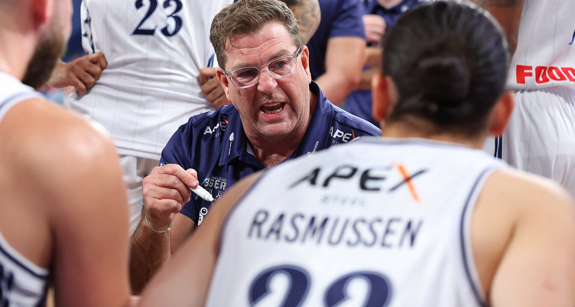 Gleeson owns Cotton minutes as 36ers go "backwards"