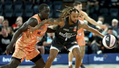PJC masterclass helps Breakers dominate Taipans