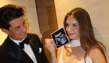 Brownlow 2026: Bailey Banfield, Julia Edwards announce pregnancy at Fremantle Dockers awards