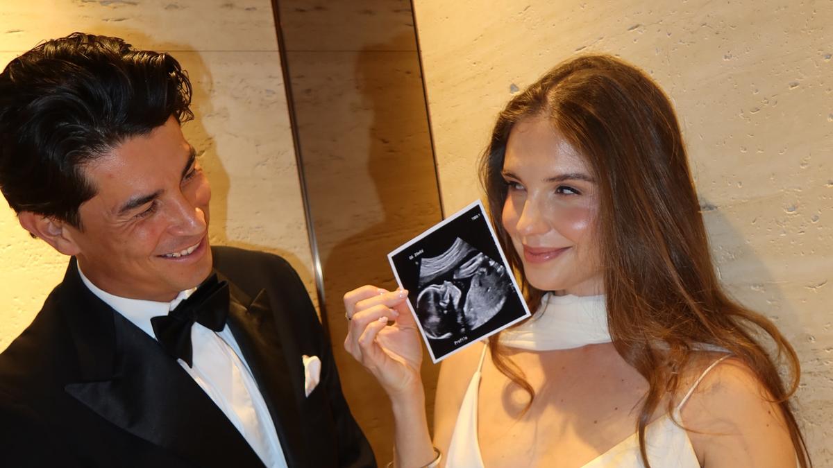 Brownlow 2026: Bailey Banfield, Julia Edwards announce pregnancy at Fremantle Dockers awards