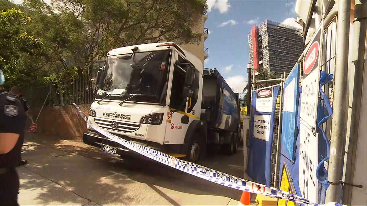 Police probe death of person found unresponsive at Kangaroo Point, Brisbane