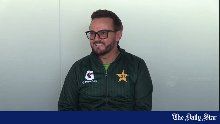Interim head coach Hesson says Pakistan players used to 'chaos' after shake-up