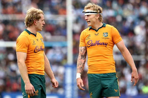 Carter Gordon (R) broke his leg Test against the Pumas in Mendoza.