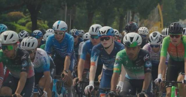 14th Tour of Poyang Lake cycling race kicks off in east China