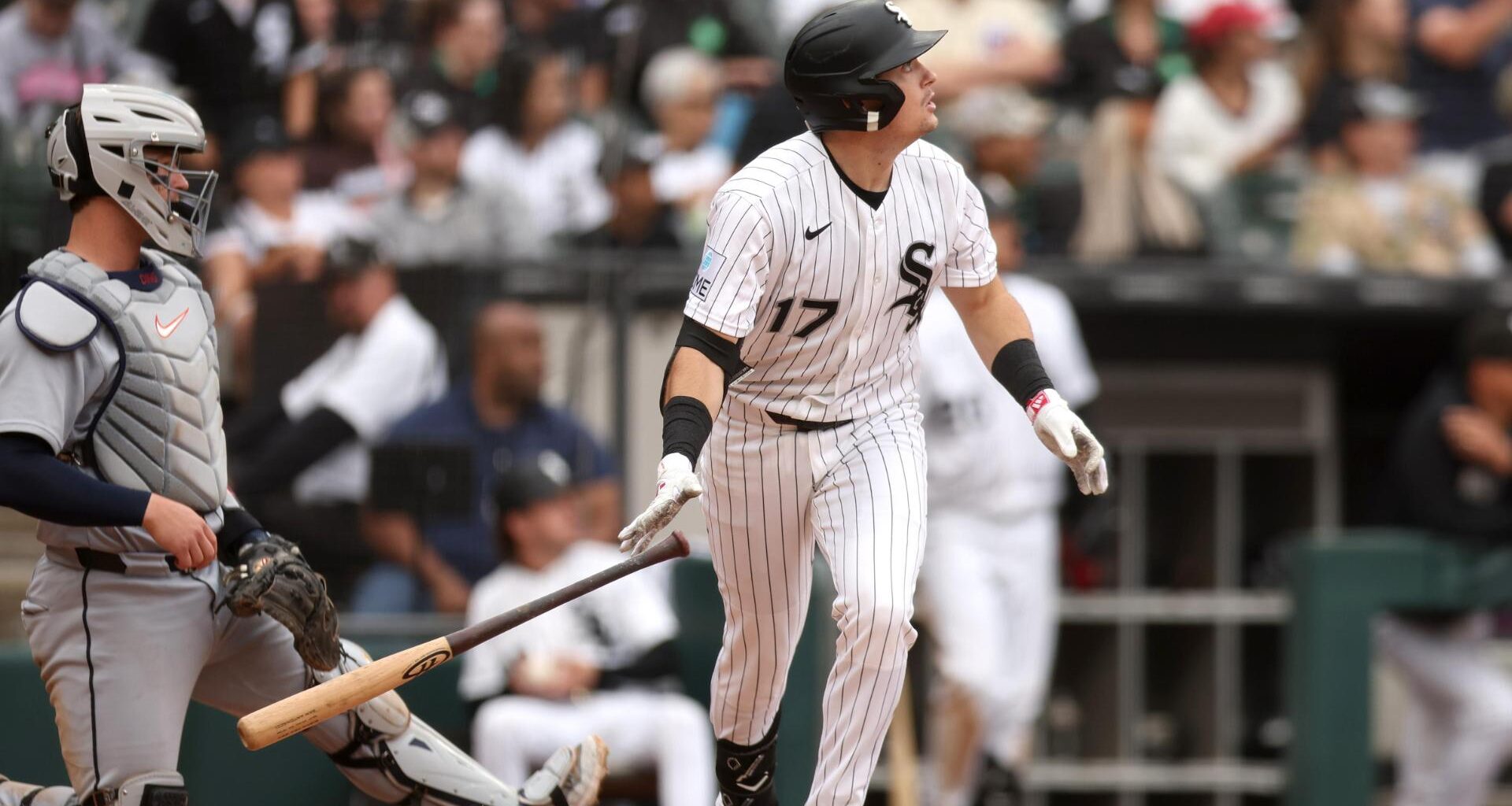 Sean Burke and Miguel Vargas help the White Sox beat the Tigers 3-1