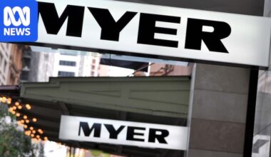 Markets live updates: Myer posts $276m annual loss on 'weak' consumer spending, ASX gains
