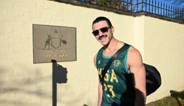 Entrepreneur Joseph Daoud takes campaign against Labor’s CGT changes directly to Albanese during $16,500 charity tennis match