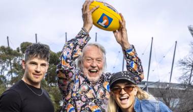AFL Grand Final entertainment: Mike Brady and Kylie Minogue leads all-Aussie line-up