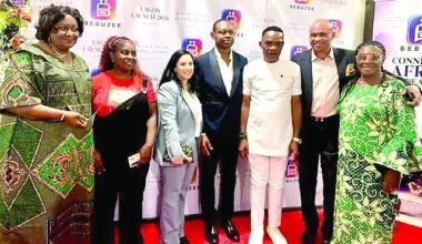 Celebrities light up Bebuzee app unveiling