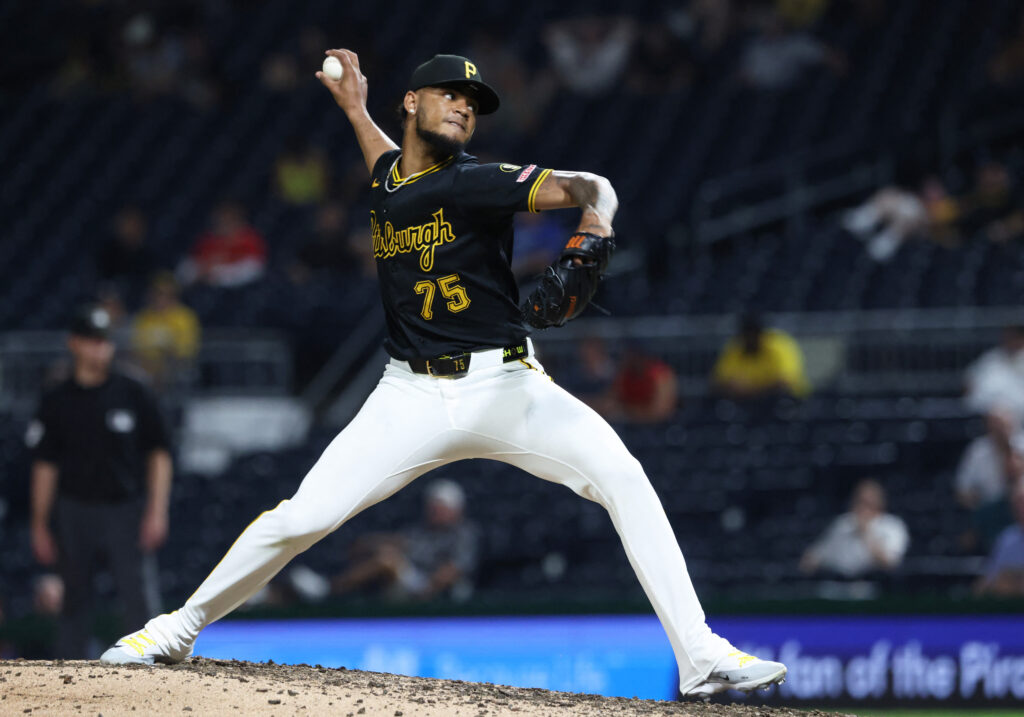 Giants Claim Camilo Doval - MLB Trade Rumors