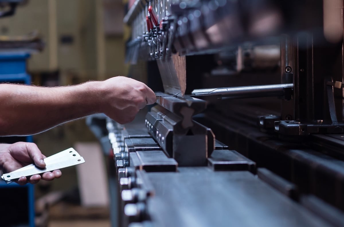 The latest national figures show manufacturing returning to broad-based growth, yet profitability remains thin. Image: Daco/stock.adobe.com