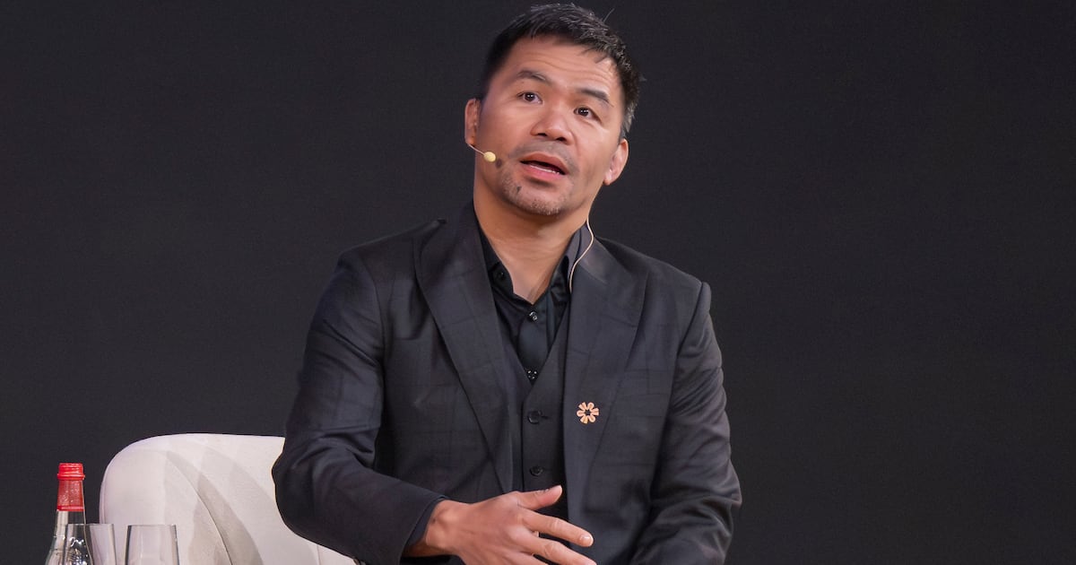 Manny Pacquiao returns to Philippines politics as boxing great takes on anti-poverty role