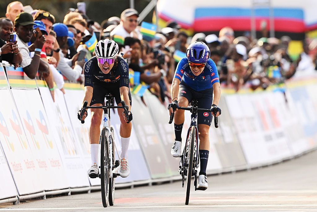 2025 Road World Championships: Paula Blasi (L) takes bronze in the U23 Road Race