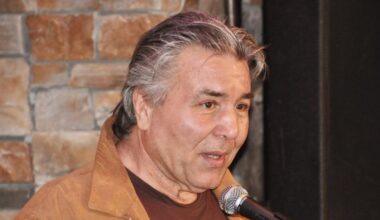 Croatian-Canadian boxing legend George Chuvalo dies at 89