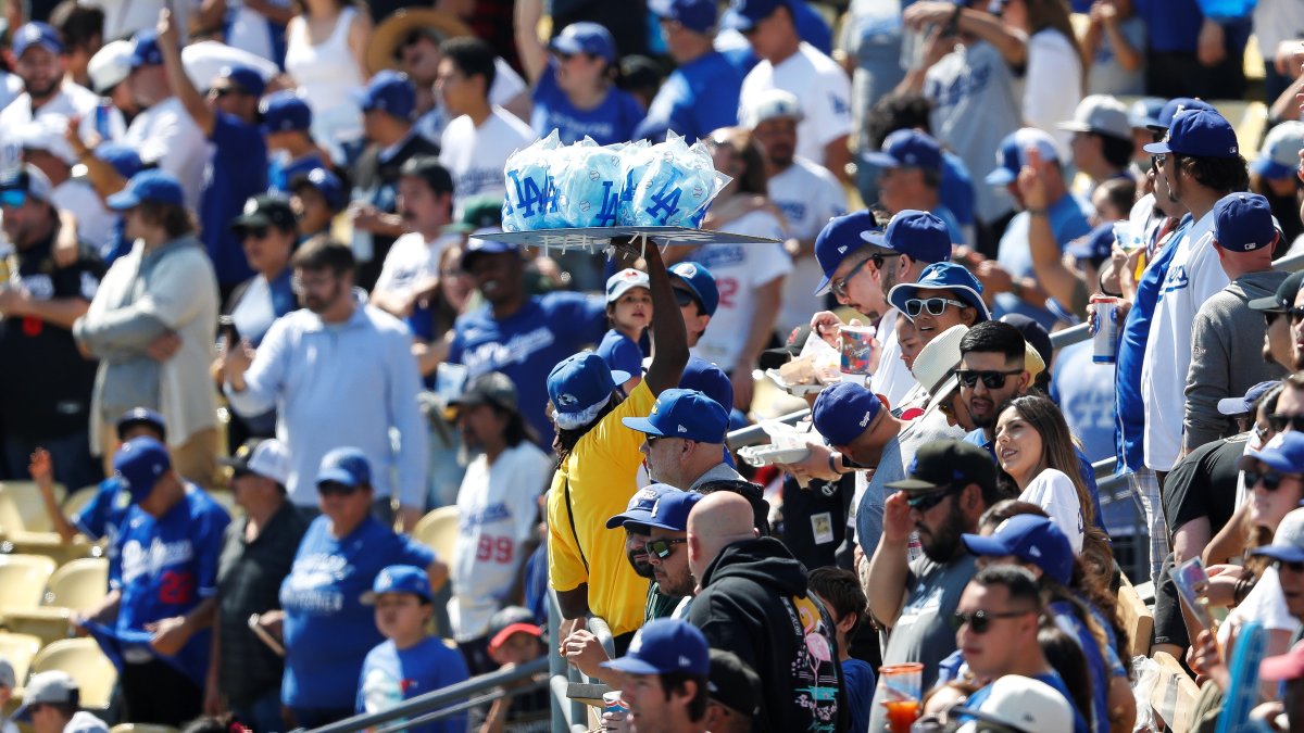 Dodgers set franchise home attendance record – NBC Los Angeles