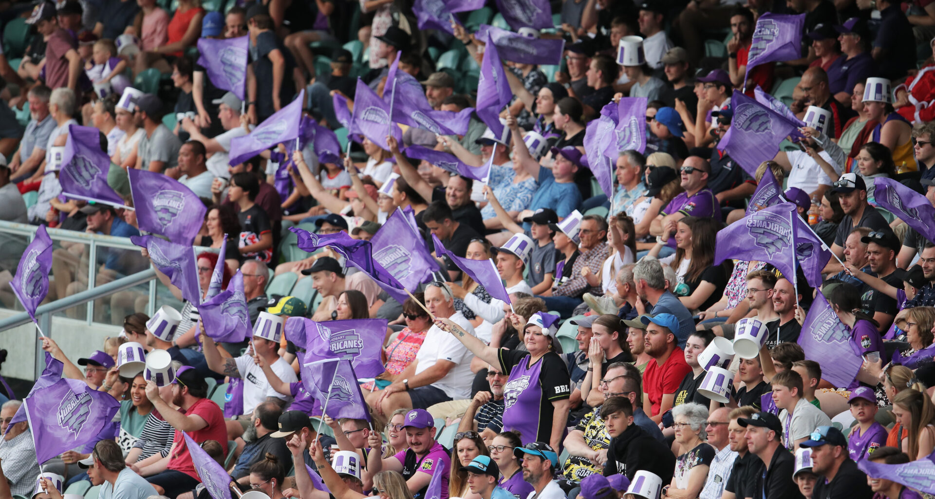 Cricket fans jump on the 'Cane Train