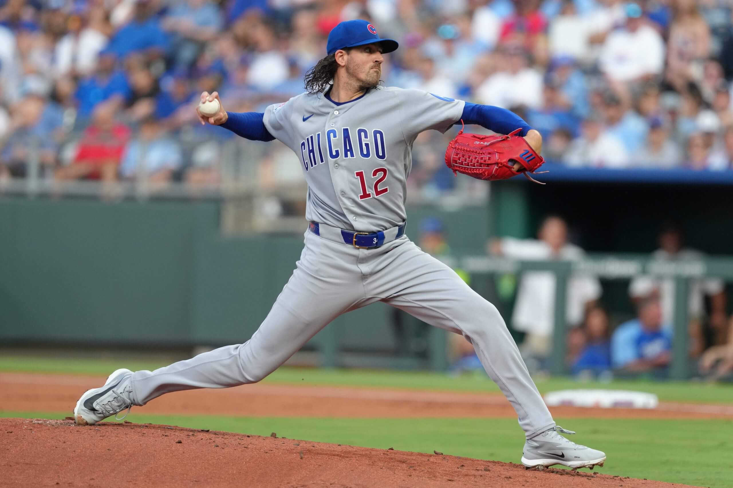Kevin Gausman #12 of the Chicago Cubs throws in the first inning against the Kansas City Royals at Kauffman Stadium on August 07, 2026 in Kansas City, Missouri.