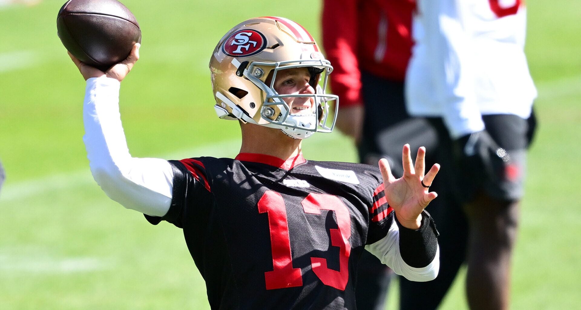 How big is the pitch at the Melbourne Cricket Ground as Rams face 49ers in NFL Australia Game