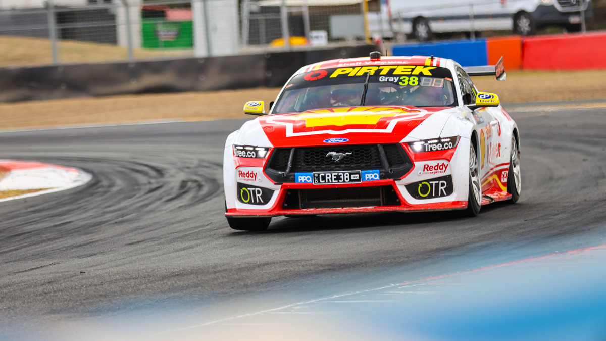 Supercars: James Moffat comments on Dick Johnson Racing rookie Rylan Gray
