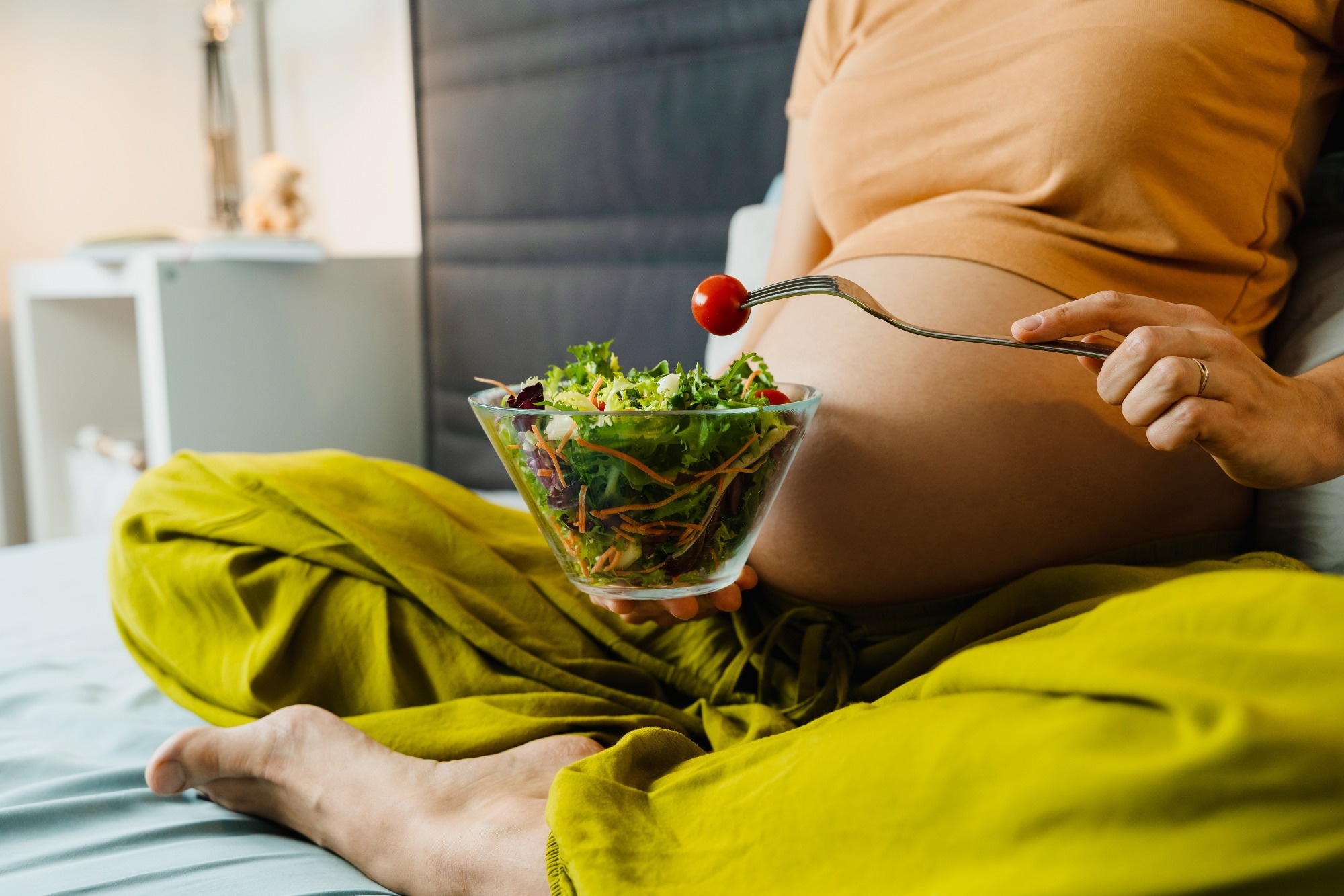 From mother’s plate to newborn’s health: dietary patterns and pregnancy outcomes - a cohort study. Image Credit: Natalia Deriabina / Shutterstock