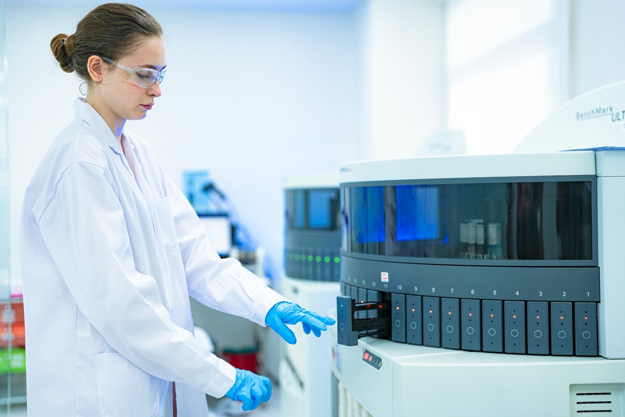 Review: Artificial intelligence in biomarker discovery for diseases: diagnostic and therapeutic prospects. Image Credit: ultramansk / Shutterstock