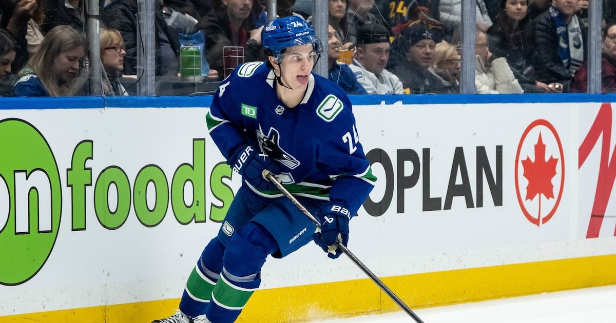 Vancouver Canucks sign D Zeev Buium to an eight-year, $75.04 million contract extension