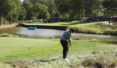 Rory McIlroy’s opening round unravels at BMW PGA Championship despite fast start at Wentworth – The Irish Times