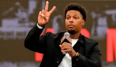 Lowry celebration shows Raptors have slam-dunk template for honouring legends