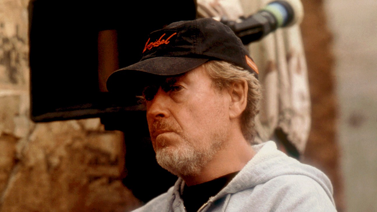 Black Hawk Down, Director Ridley Scott, on set, 2001
