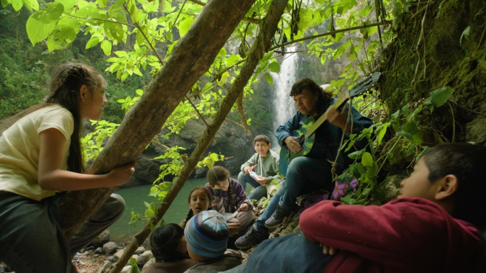 Berlin Golden Bear Winner Lila Avilés Wraps Production on 'Cábula'