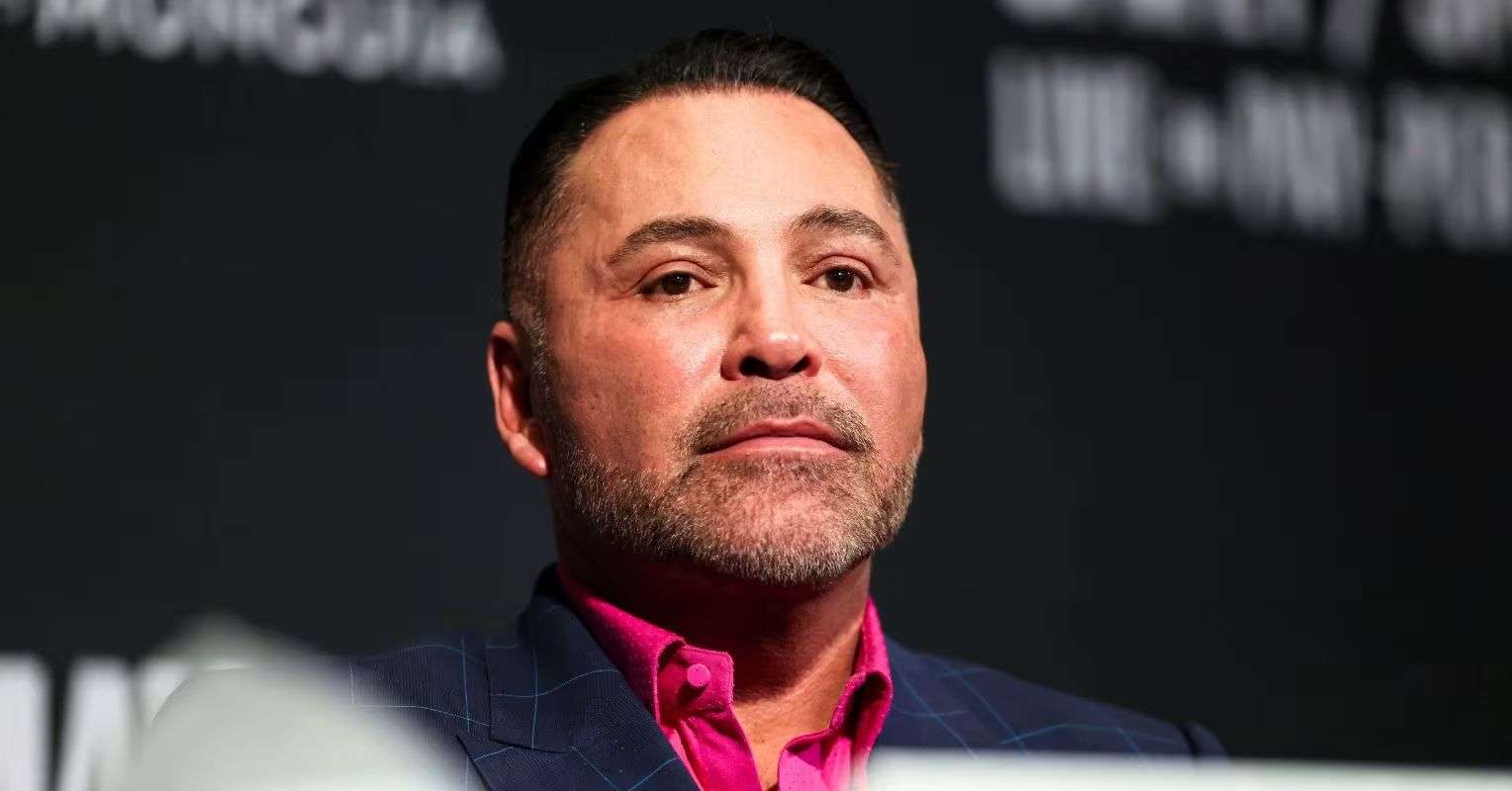 Oscar De La Hoya reflects on ‘the toughest fight he ever had’: “They would stop it now”