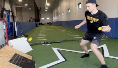 Inside the unique workouts that have Penguins goalie Sergei Murashov eyeing a breakout