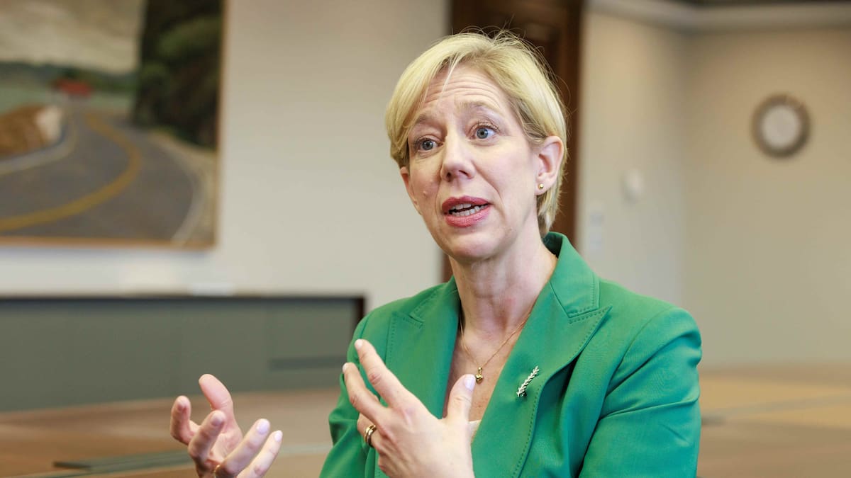 Inside Economics: If the economy still sucks, why is the RBNZ hiking rates?