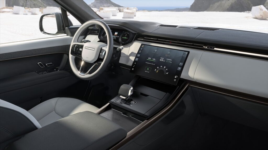 2026 Range Rover Sport.