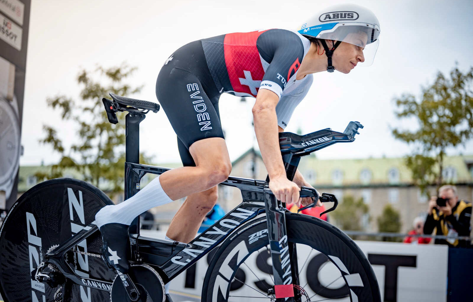 Canyon’s unreleased TT bike rolls to a 1-2 finish at the road worlds