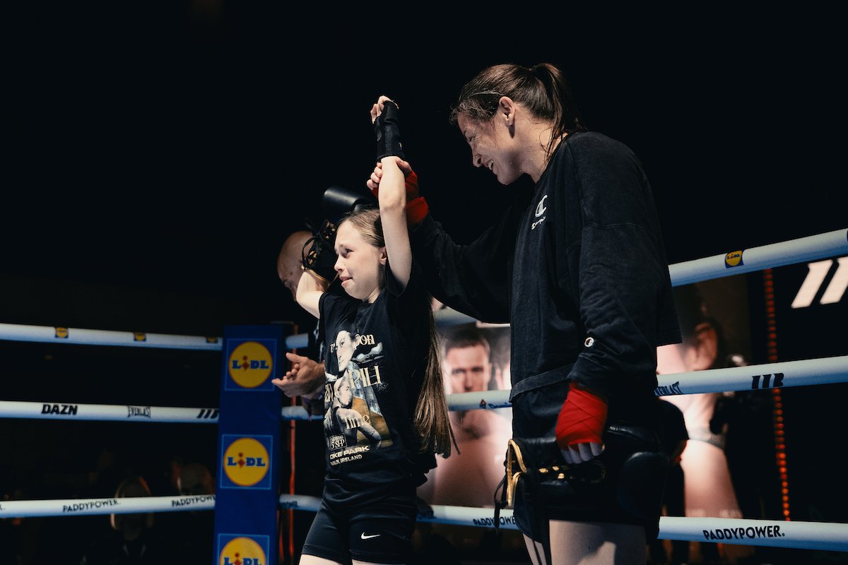 Katie Taylor Makes Young Fans Dream Come True