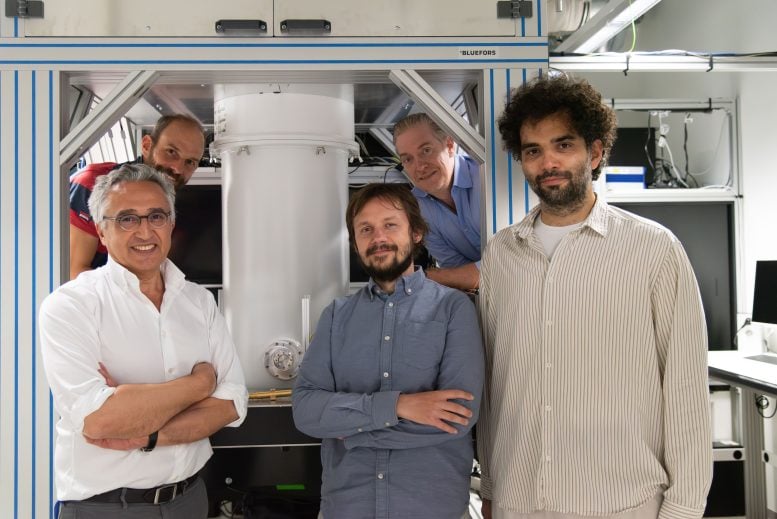 Tobias Utikal, Vahid Sandoghdar, Alexey Shkarin, Stephan Götzinger, and Masoud Mirzaei