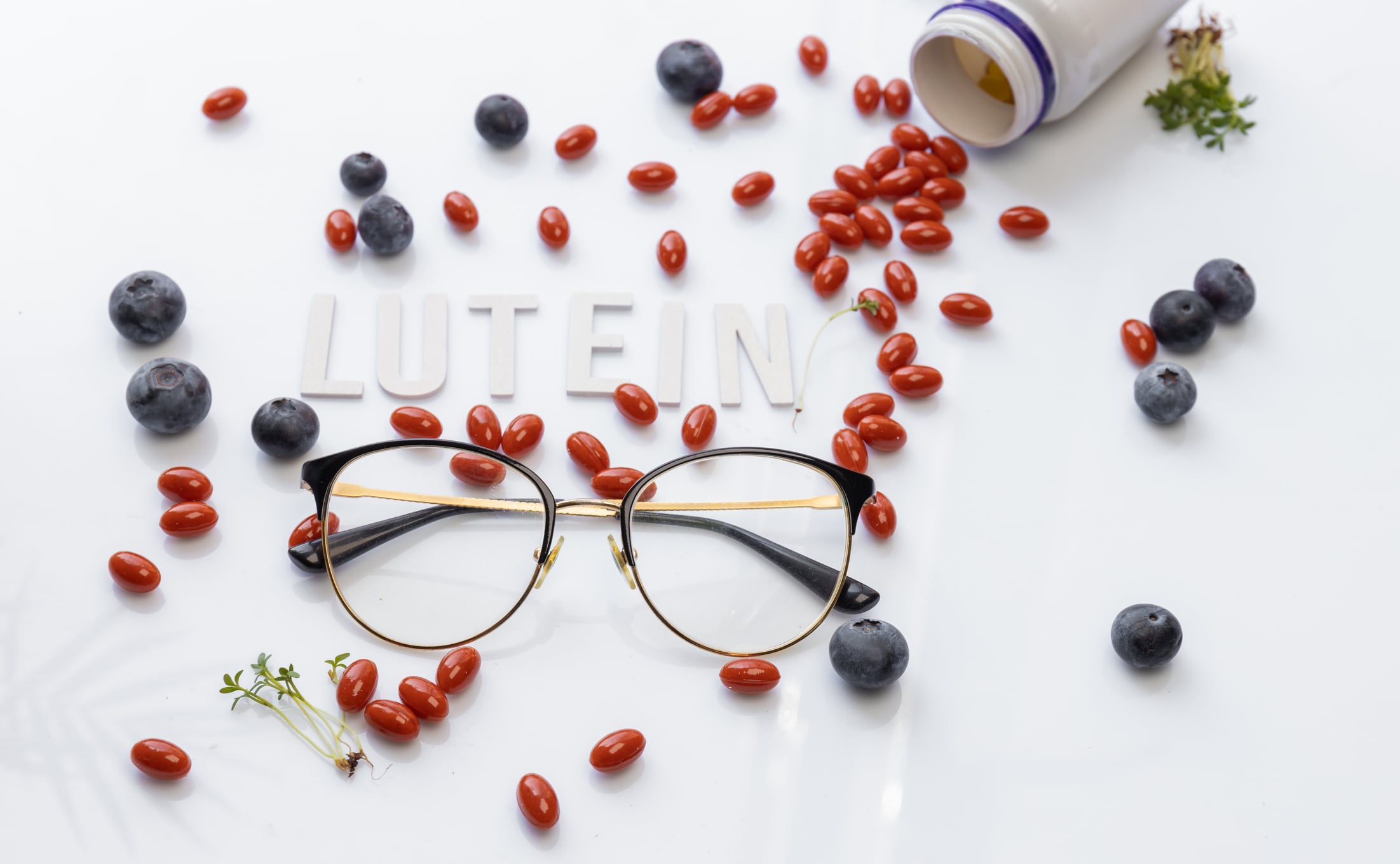 Lutein capsules
