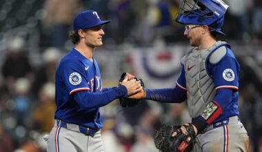 Rangers push the AL West race to the final day of the regular season with a 6-2 win over the Twins