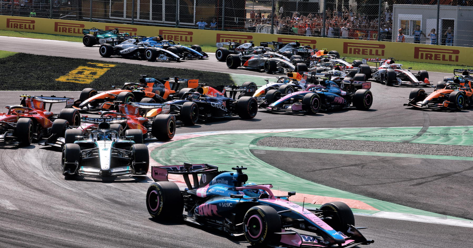 Pierre Gasly offers Lewis Hamilton, Lando Norris boost in 'realistic' Alpine fight