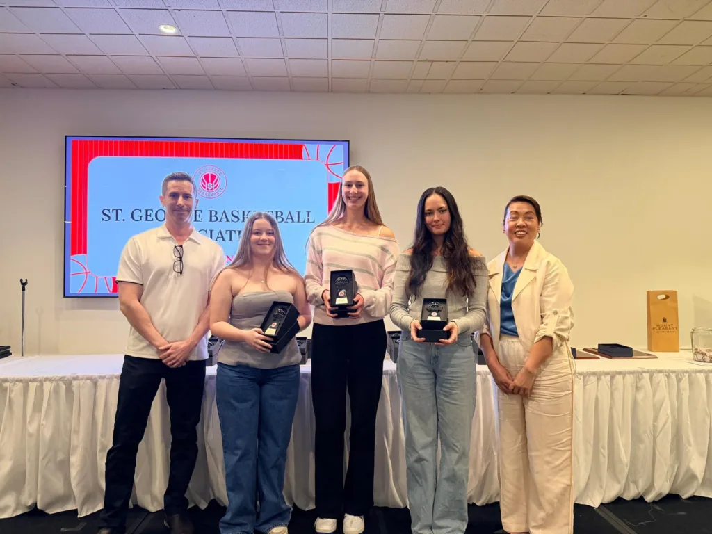 Youth League Womens Award Winnder