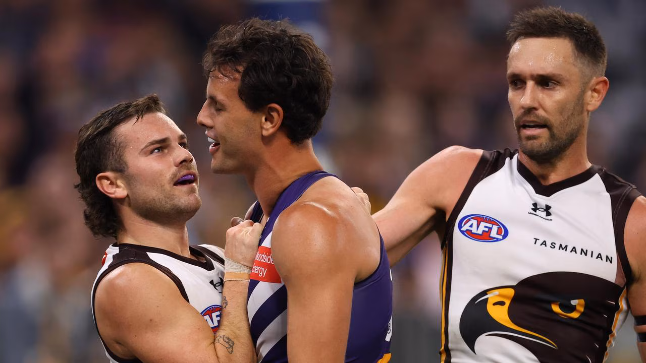 AFL Finals Fremantle v Hawthorn: Live updates, news from Perth