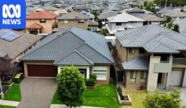 The opposition wants to build basic homes faster and cheaper. Are there any drawbacks?