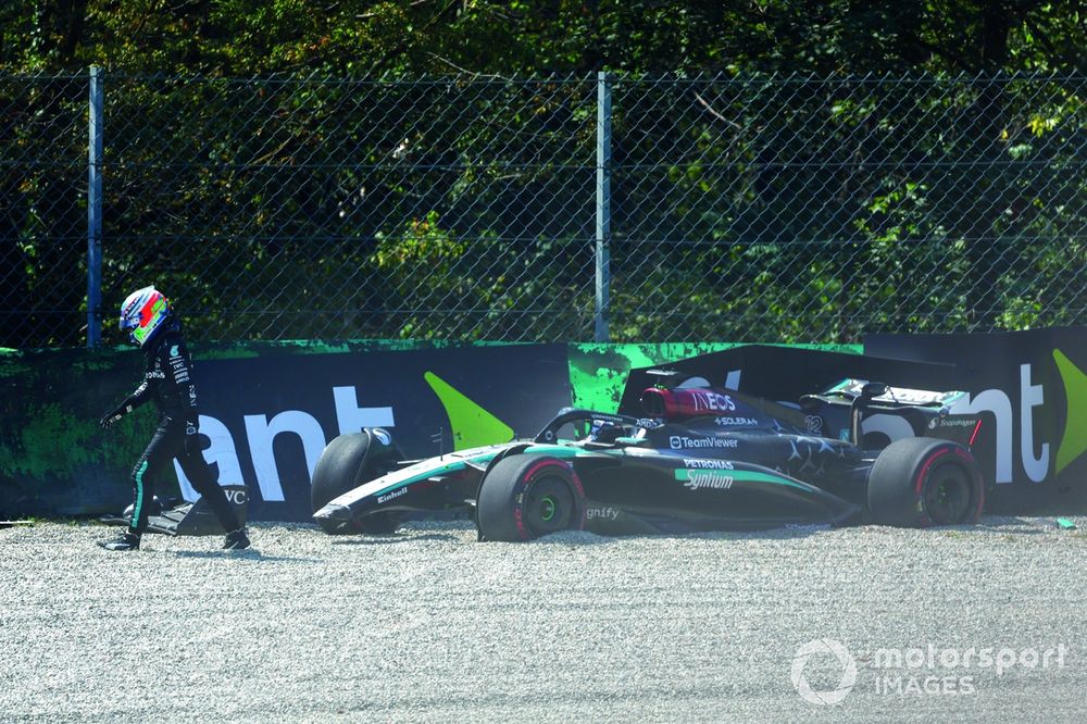 Antonelli crashed at Monza on his debut F1 outing