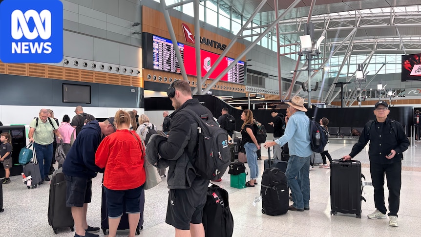 Warning for passengers travelling from Sydney Airport today amid two separate workforce strikes