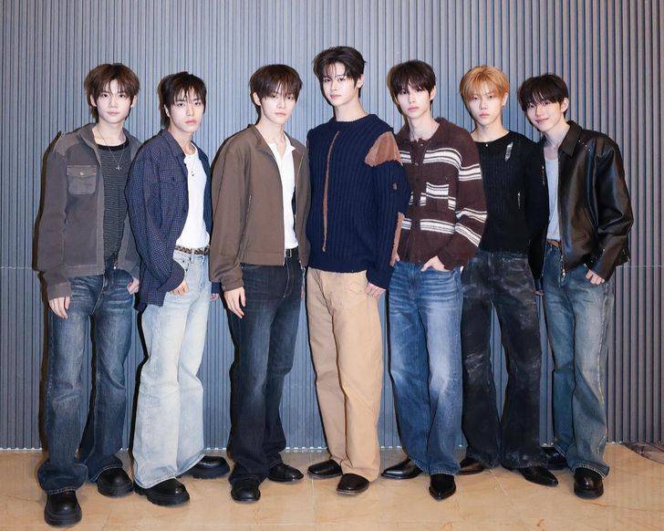 Members of K-pop boy band CLOSE YOUR EYES, from left, Kenshin, Song Seung-ho, Jeon Min-wook, Ma Jingxiang, Kim Sung-min, Jang Yeo-jun and Seo Kyoung-bae, pose during a press conference at a hotel in Seoul's Seocho District, Wednesday. Courtesy of UNCORE