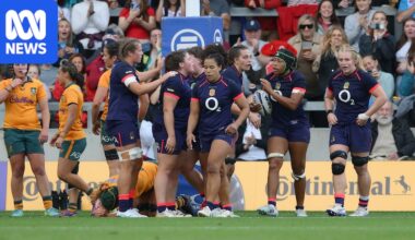 Australia's Wallaroos lead at half-time but lose 48-15 to England as Roses win streak continues