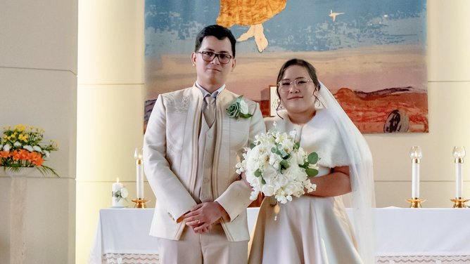 Leanne and Jose's sweet wedding ceremony in Bunbury.